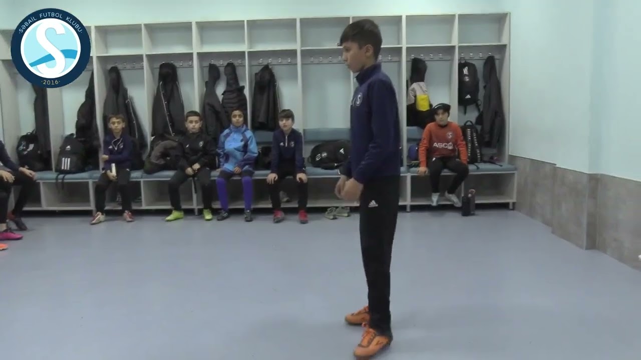 Səbail U-12 ingilis dili fənnindən və Məşqdən xüsusi reportaj Rafael müəllimin təqdimatında