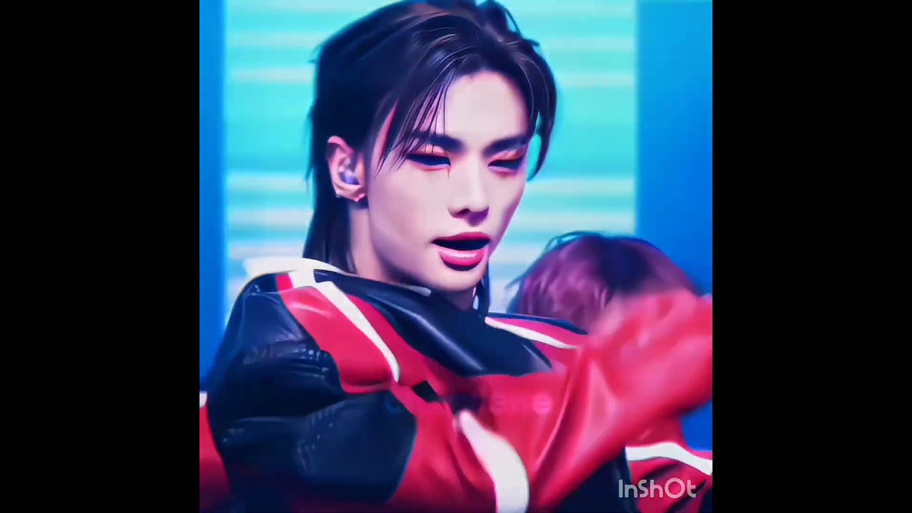 #HYUNJIN :: slide ur finger to the beat ! 🪽