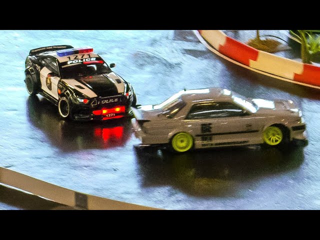 RC MODEL DRIFT CARS IN MOTION!! RC CHEVROLET CAMARO POLICE DRIFT