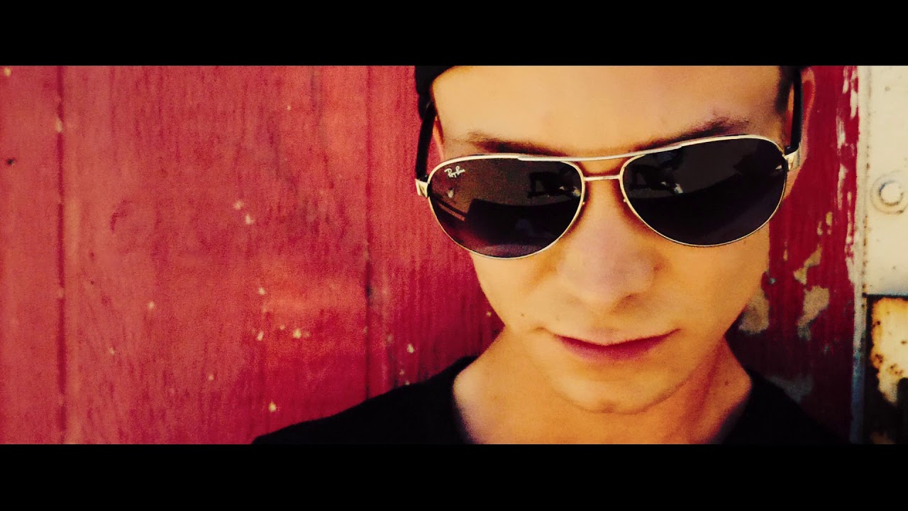 Ver Moritz Bierbaum - Cold affection (Official Video) no YouTube Ver Moritz Bierbaum - Cold affection (Official Video) no YouTube