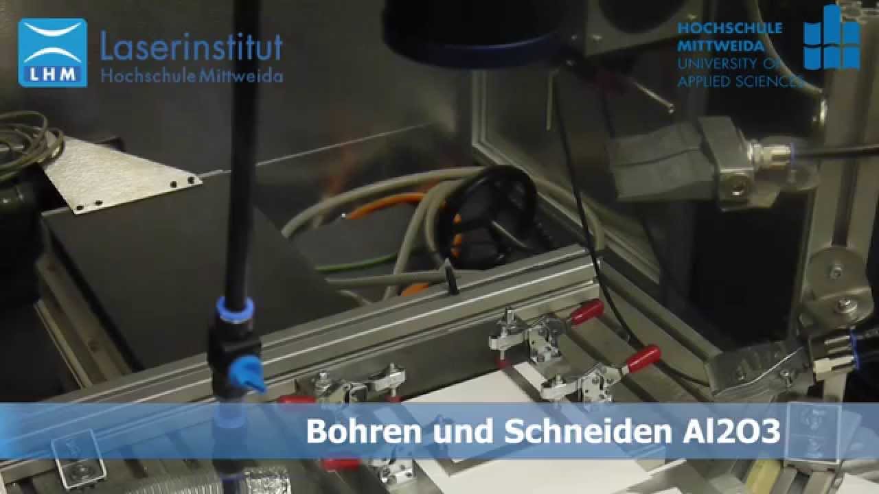Remote Laserbohren und Schneiden von Aluminiumoxidkeramik