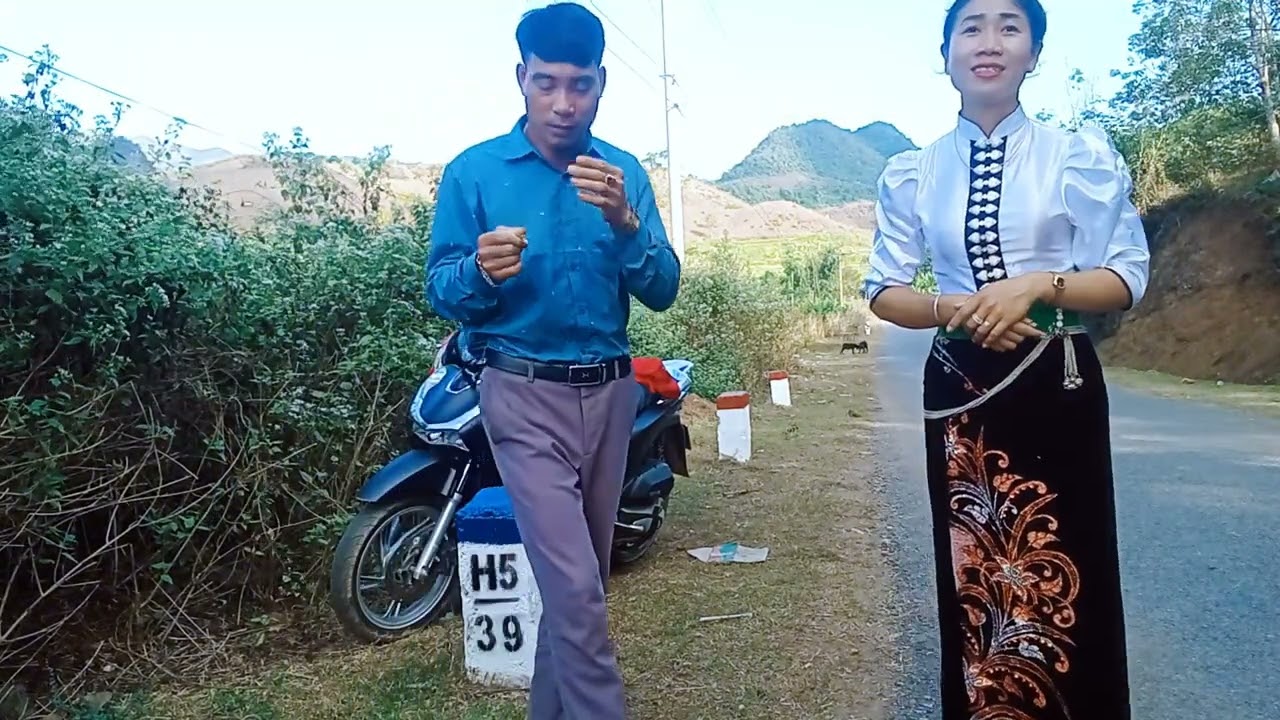 Quàng lả lượng thoại hát Rất hay pi nong âu căn tọn phắng nớ