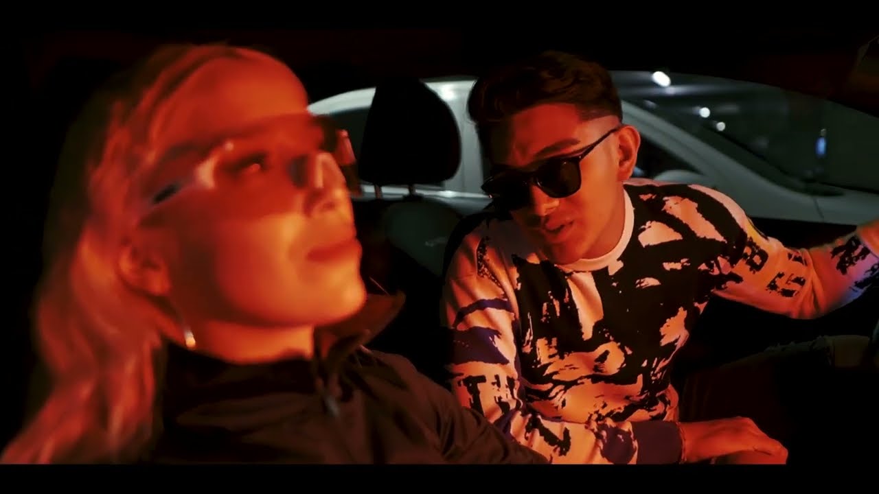 Young Legends & Barbie Chola - ROSÉ (Video Oficial) - YouTube