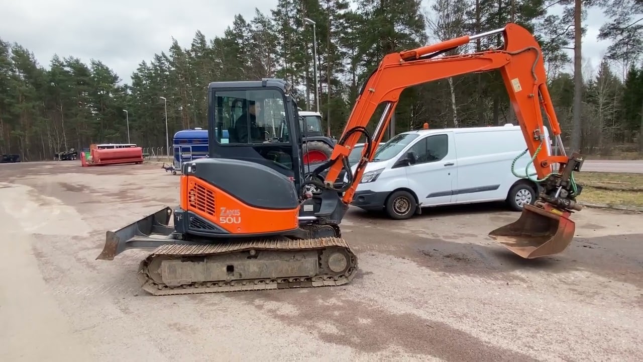 Hitachi ZX50U-2 - YouTube