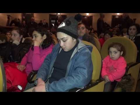 იმერეთის გუბერნიამ შშმ ბავშვები სპექტაკლზე დაპატიჟა /MTAVARI/