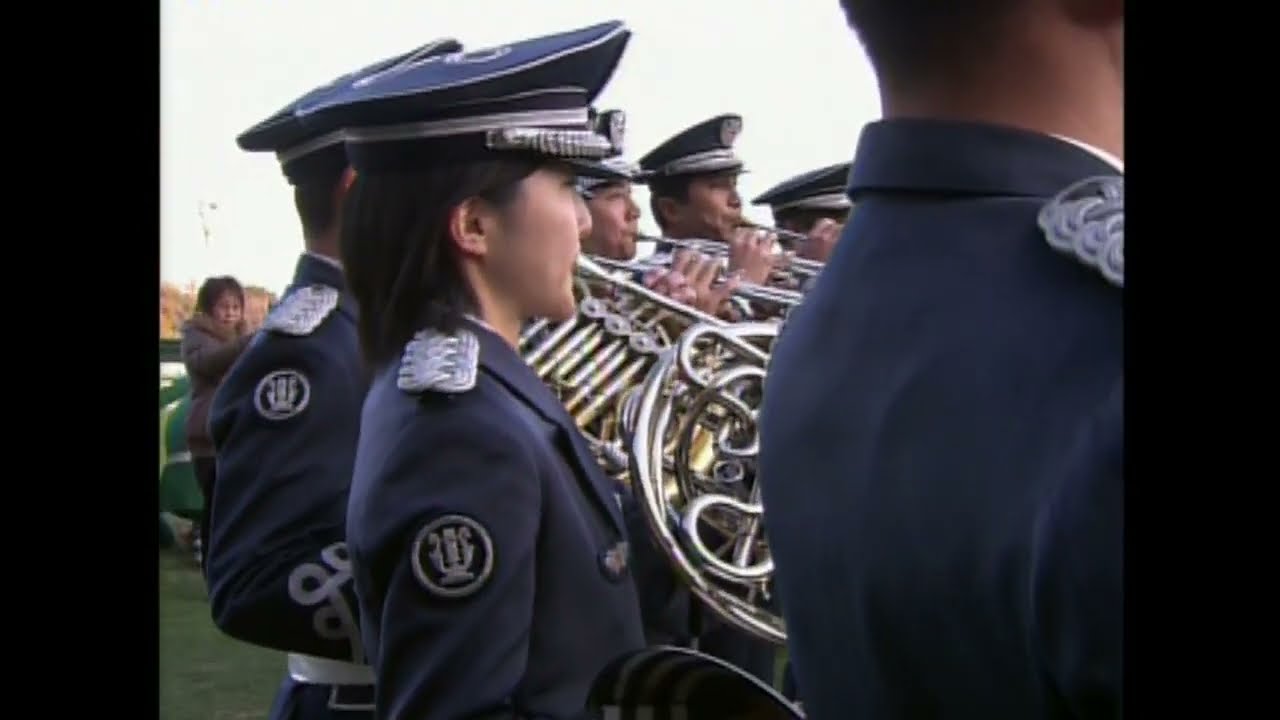 2004年有馬記念 ゼンノロブロイ - YouTube