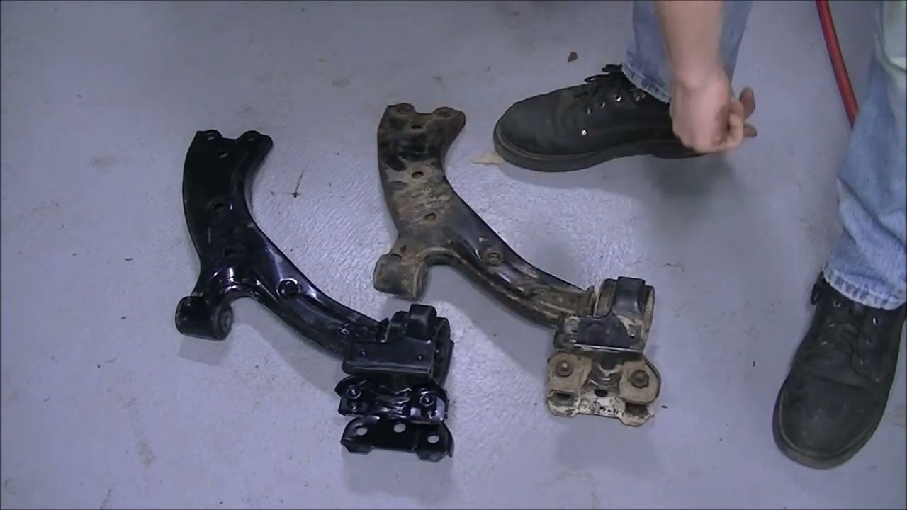 Замена нижнего переднего рычага и шаровой опоры Honda CRV 2007-2011 (Honda CRV 2008)
