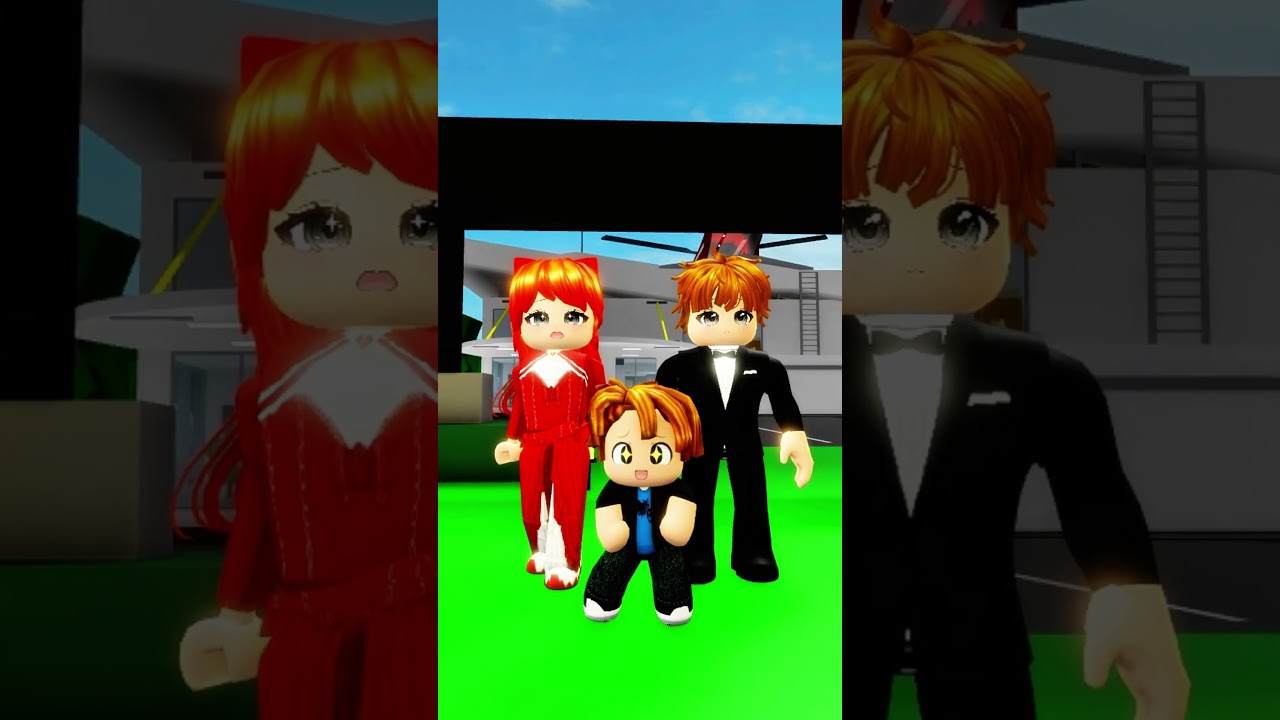 Grandma surprised bacon.. 😄#roblox #robloxshorts #brookhaven