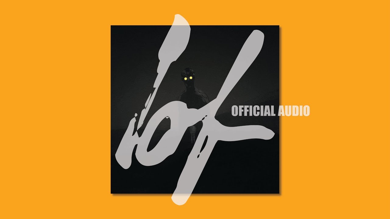 Қоғамдық көліктегі орысша порно Ол бірден барлығына порно берді.