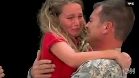 Soldier Surprises Daughter at Spelling Bee