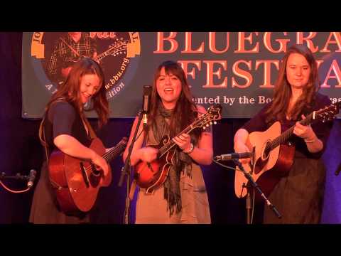 Della Mae, "Gonna Sleep With One Eye Open," 2/19/12 Joe Val Bluegrass Festival