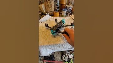 Drone FPV Foxeer aura 5P #cinematic #dronefpv #drone #foxeer #tmotor #chassis #garage #video