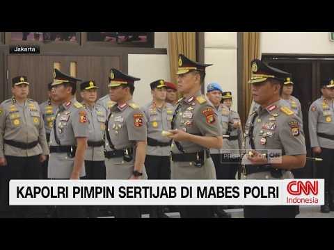 Polri Gelar Sertijab Irwasum dan Empat Kapolda di Mabes Polri