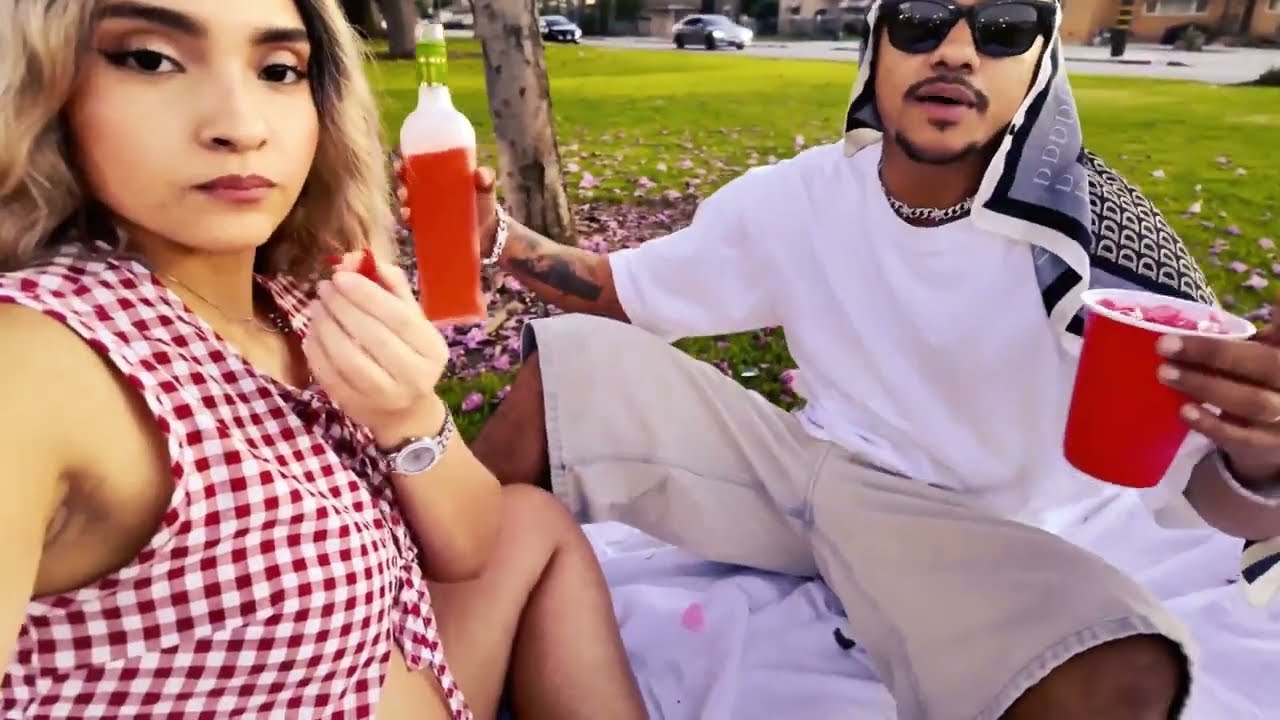Tonton VIDA - LOBEL x DANNA VOICE di YouTube Tonton VIDA - LOBEL x DANNA VOICE di YouTube