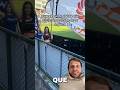 Esposo descarado saluda a una chica frente de su esposa 😡😮