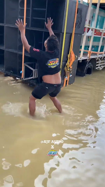 Tragedi Saat Mau Cek Sound! #soundsystem #ceksound #soundhoreg #horegmania #viralvideo #shortvideo