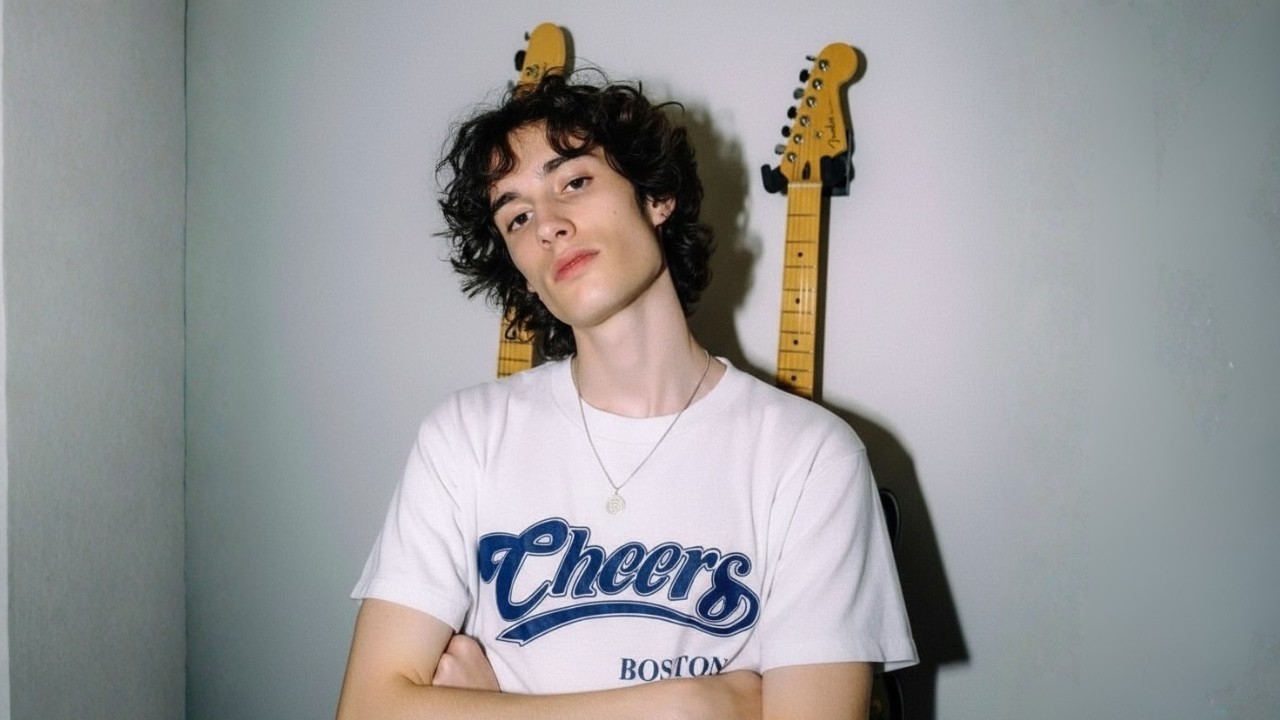 sombr - burner phone (lyric video)