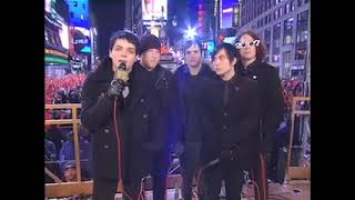 My Chemical Romance "interview /entrevista" with/con Daddy Yankee of/de background/fondo
