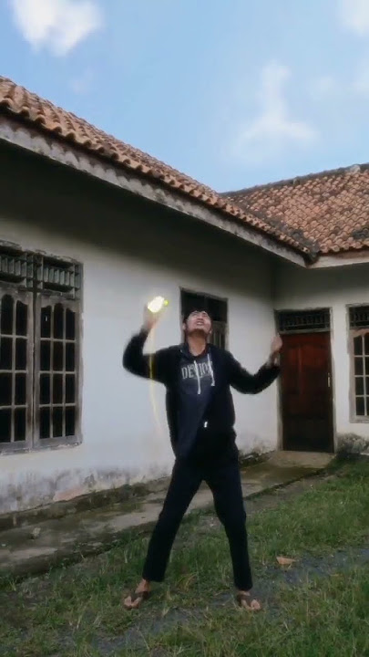 Sebenarnya aku adalah Ultraman