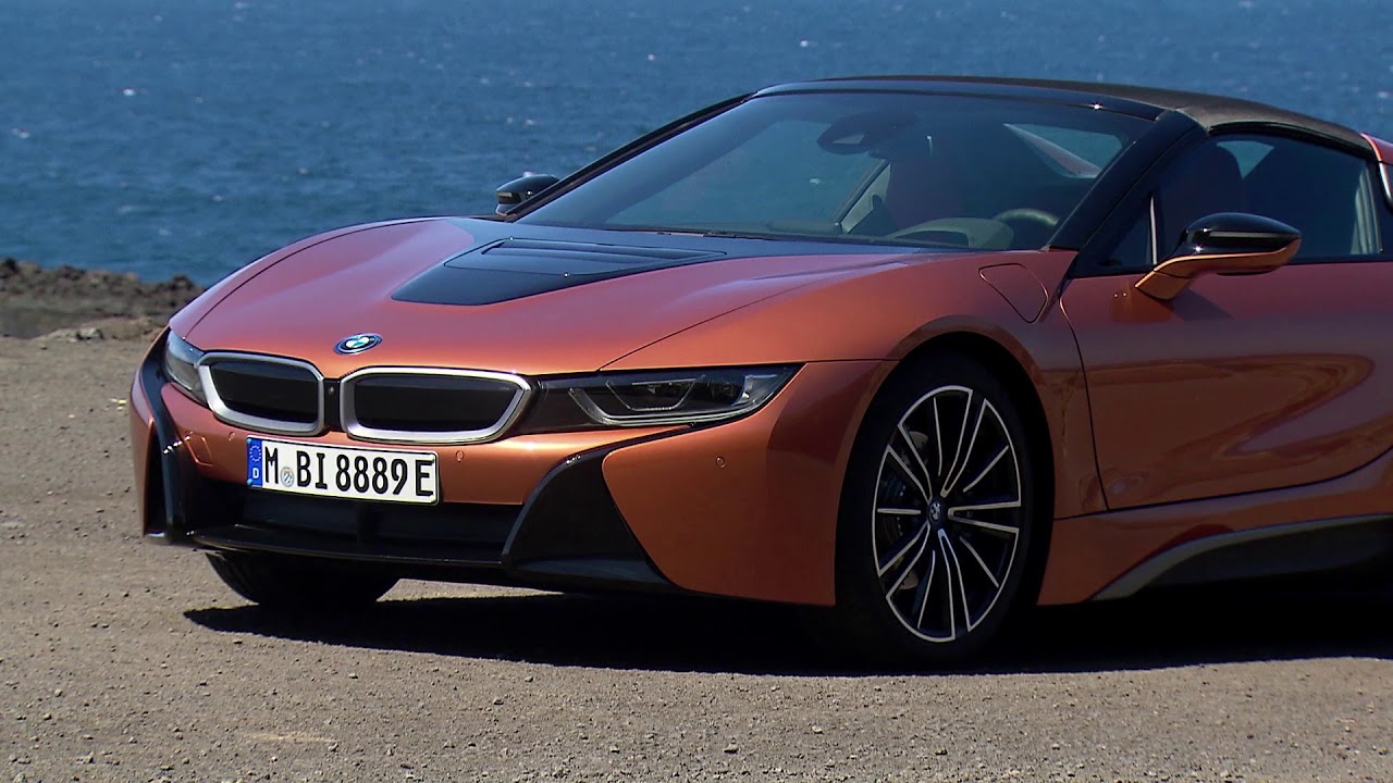 BMW i8 Roadster video debut - YouTube