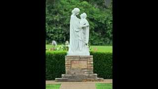 George Jones Funeral Procession & Burial Slideshow