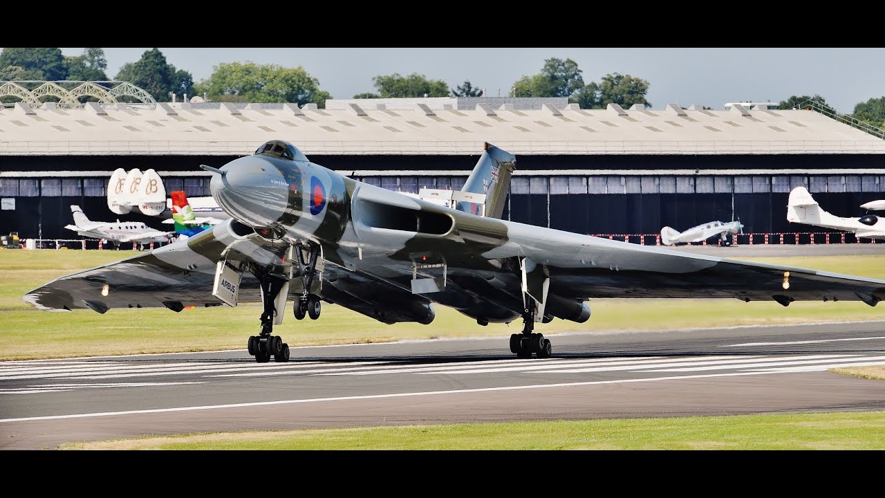 xh558 tour