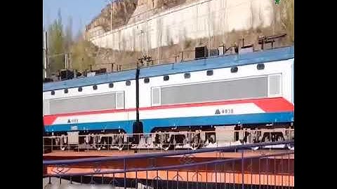 Tàu cao tốc “quay đầu” thế nào