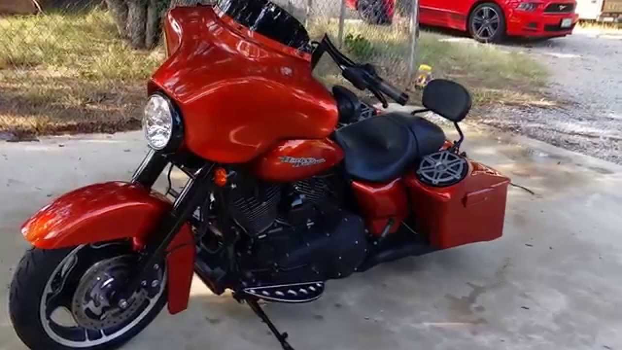 Harley Street Glide With Jl 8 8 Speakers Youtube