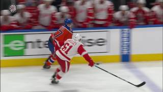 McDavid makes it look too easy, blows by Redwings, scores