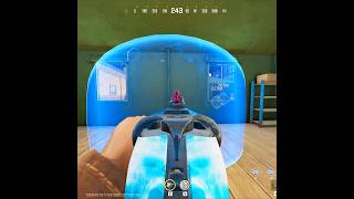Cosas que puede detener la barrera defensiva #bloodstrike #shootergames