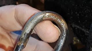 (813) Picking a U-Haul 40mm Brass Padlock
