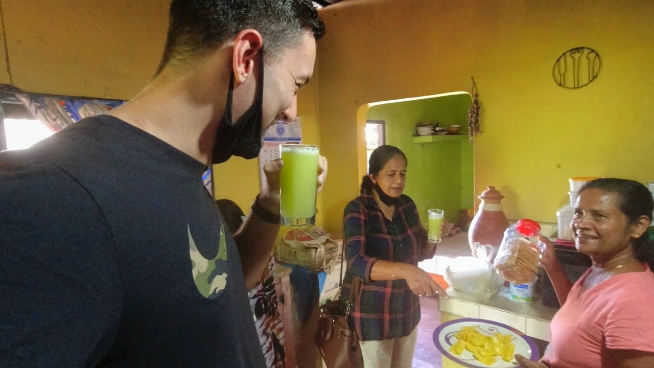 Sri Lanka Village Family Invited Me To Their Home