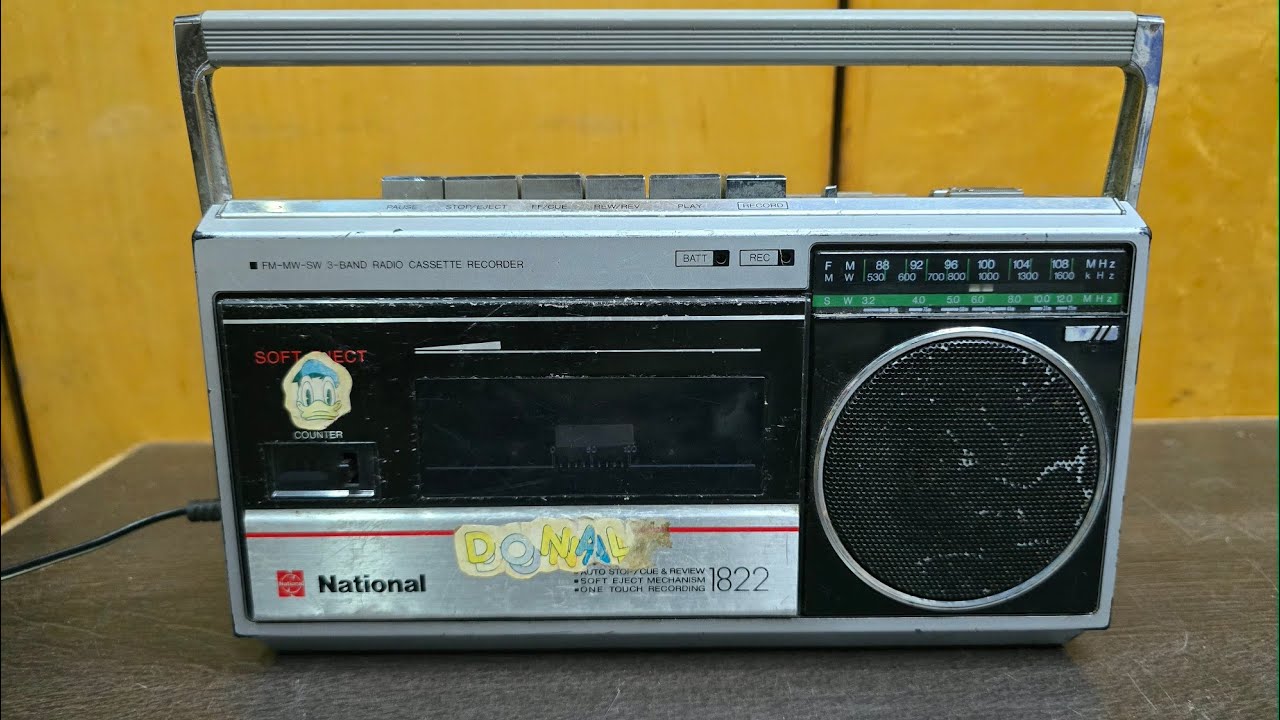 National RX-1822 Radio Cassette Recorder full working Mo