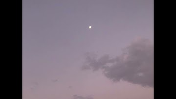 سورة الاحزاب الأية ٥٦ "إِنَّ اللَّهَ وَمَلَائِكَتَهُ يُصَلُّونَ عَلَى النَّبِيِّ ۚ" | ناصر القطامي.
