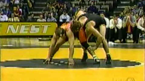 Gabe McMahan (Iowa) vs Billy Gabel (Oklahoma State...