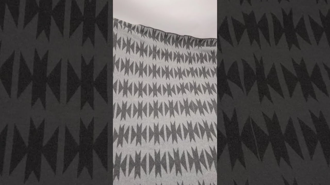 Pendleton Blankets D0613216-05 2 pcs 7 lbs Wholesale at Tiedemann Globe