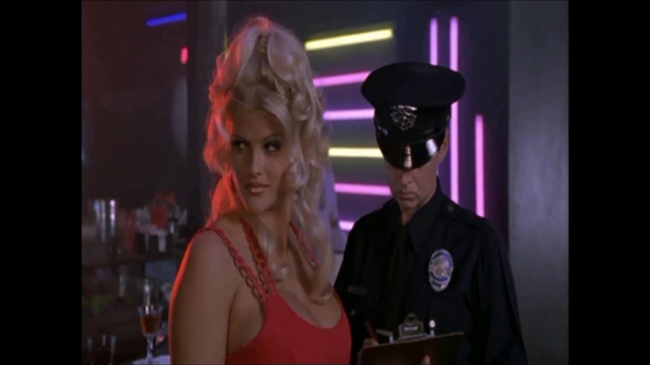 Naked Gun 33 The 70S Scene With Anna Nicole Smith - Youtube-3259