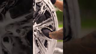 Deep Cleaning & Coating Wheels - Range Rover Sv