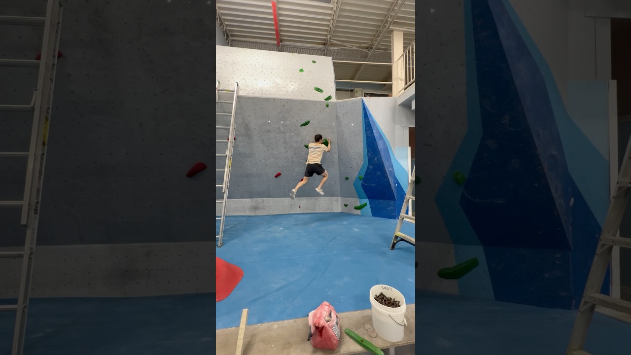 V2 forerunning #climbing #routesetting #bouldering #rockclimbing - YouTube