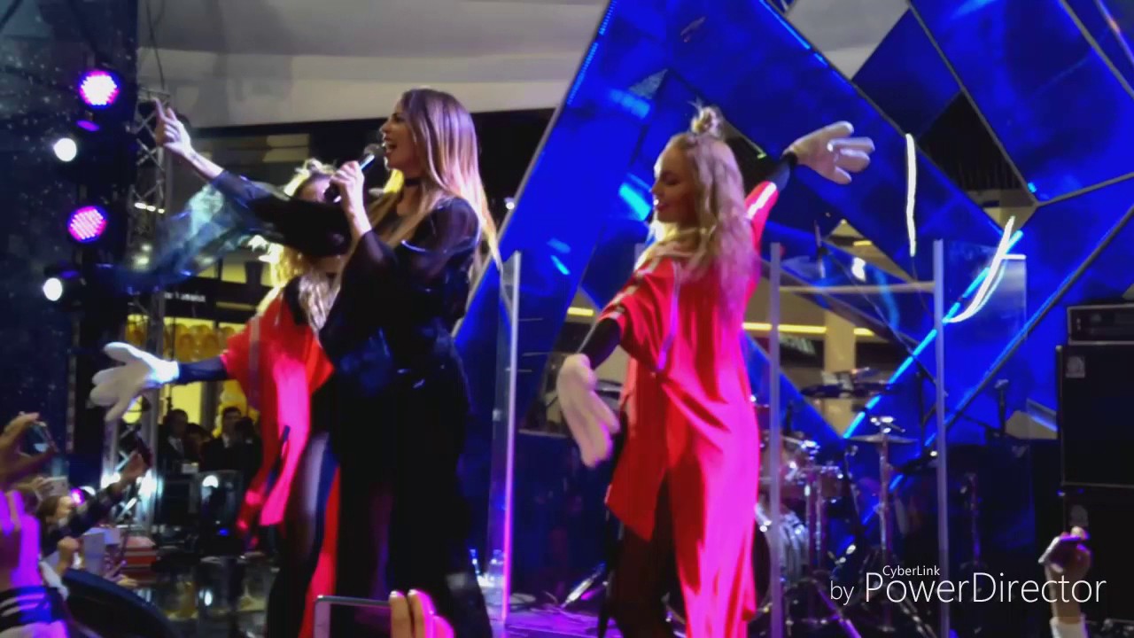 Время и Стекло. Lavina Mall.