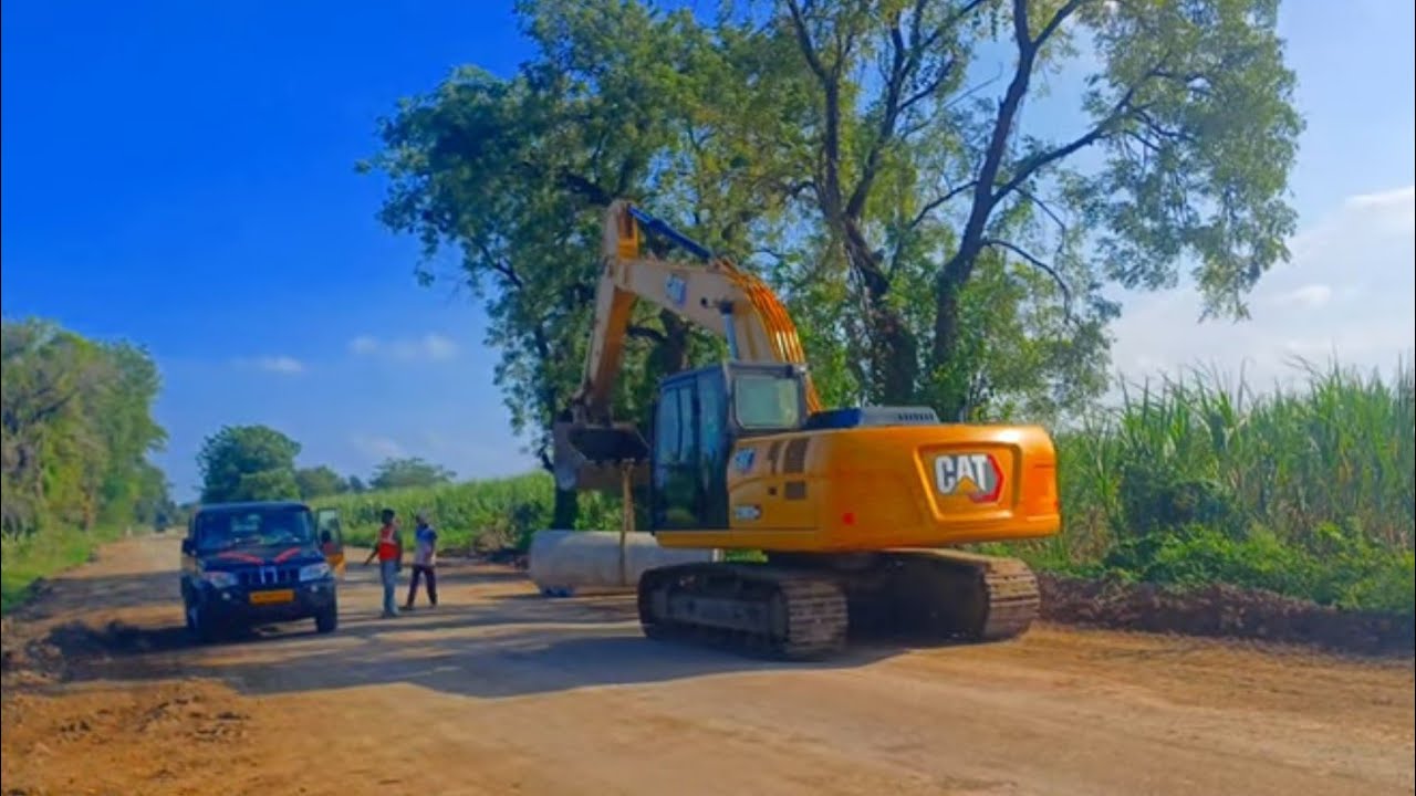 Pipe work with cat Excavator | Pipe shifting with poclain ! Excavator Wala 