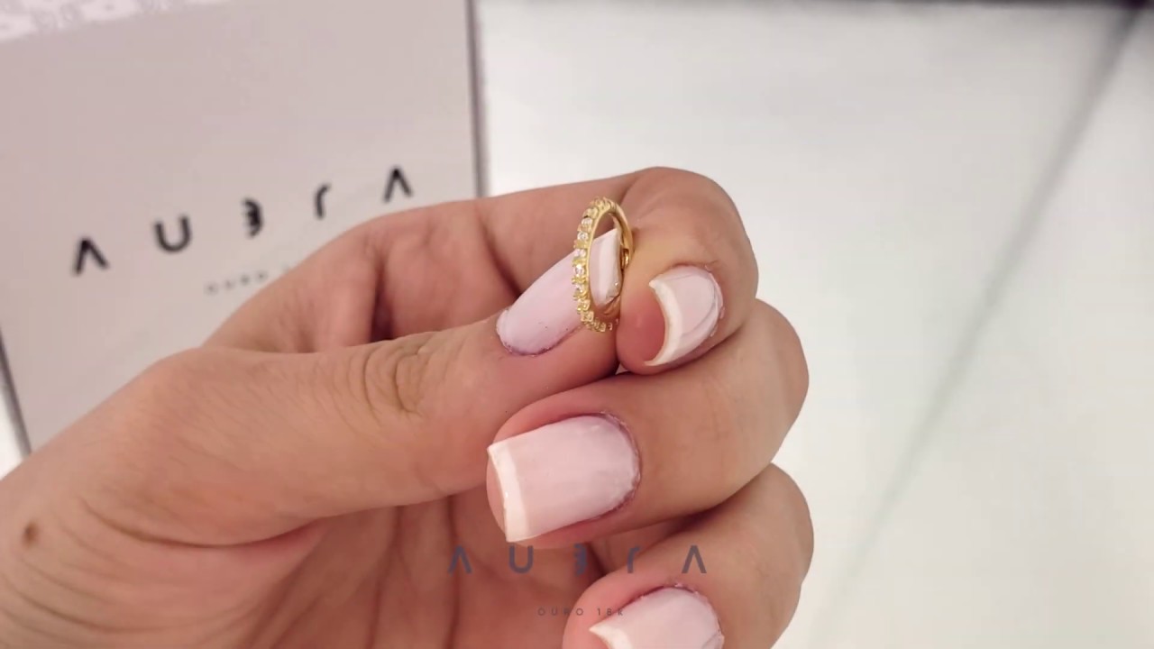 Piercing De Ouro 18k Cartilagem Orelha Argola Com Pedras Aubra Joias
