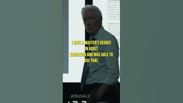 Meet the former CIA case officer at the front of the Grey Dynamics HUMINT course