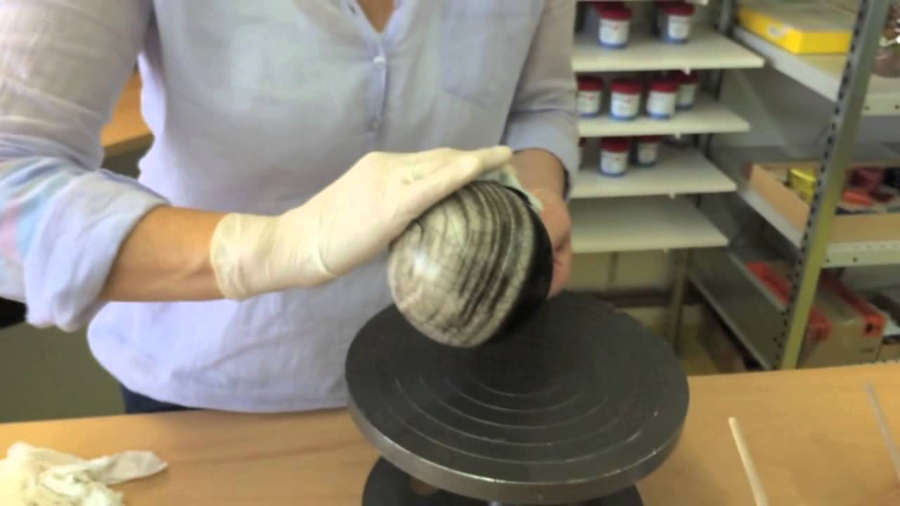 BOTZ - Enjoying Ceramics 5 - Craquelling Glaze & Ink