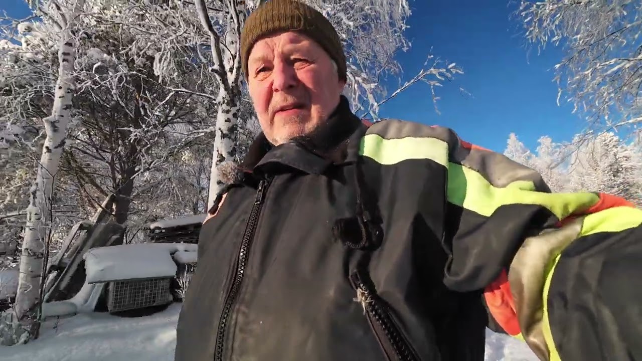 Pakkaspäivä ja puuta palaa. Ei sitten lähdetä Grönlantiin!