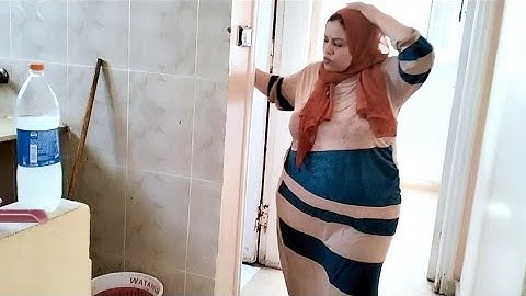 روتين عميق فى صالة المصيف.. لما الست تشمر وتبدأ التنضيف 👏🪣