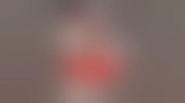 اول مواجهة بين المخرج خالد يوسف و مني فاروق 