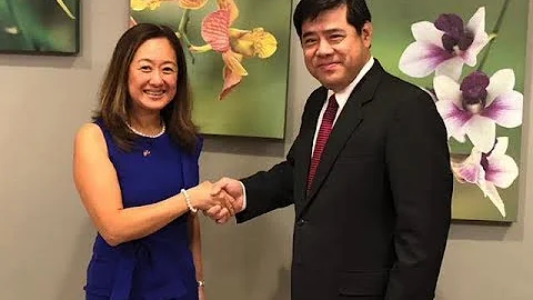 A Visit to the Jewel by High-level U.S. Diplomat J...