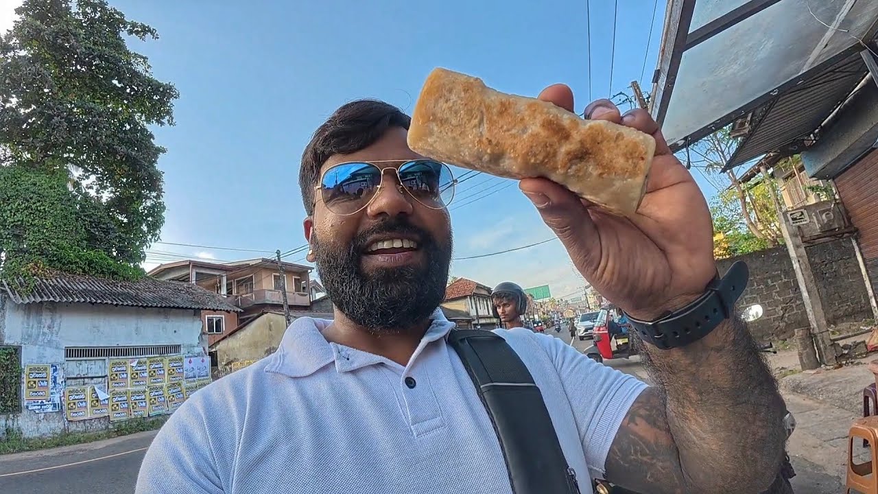 රු : 25 ට බලපිටියේ Street Food 😮 | දොඩං බීම එක 100 යි | මෝය කටට ගියා 