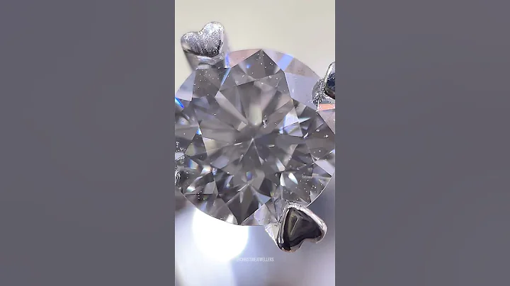 How To Tell If a Diamond is REAL or FAKE (using a Magnifying Glass)